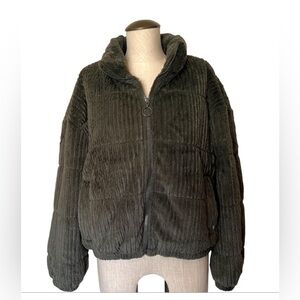 The American Outdoorsman Olive Green Soft Puffer Jacket | Womens LARGE NWOT